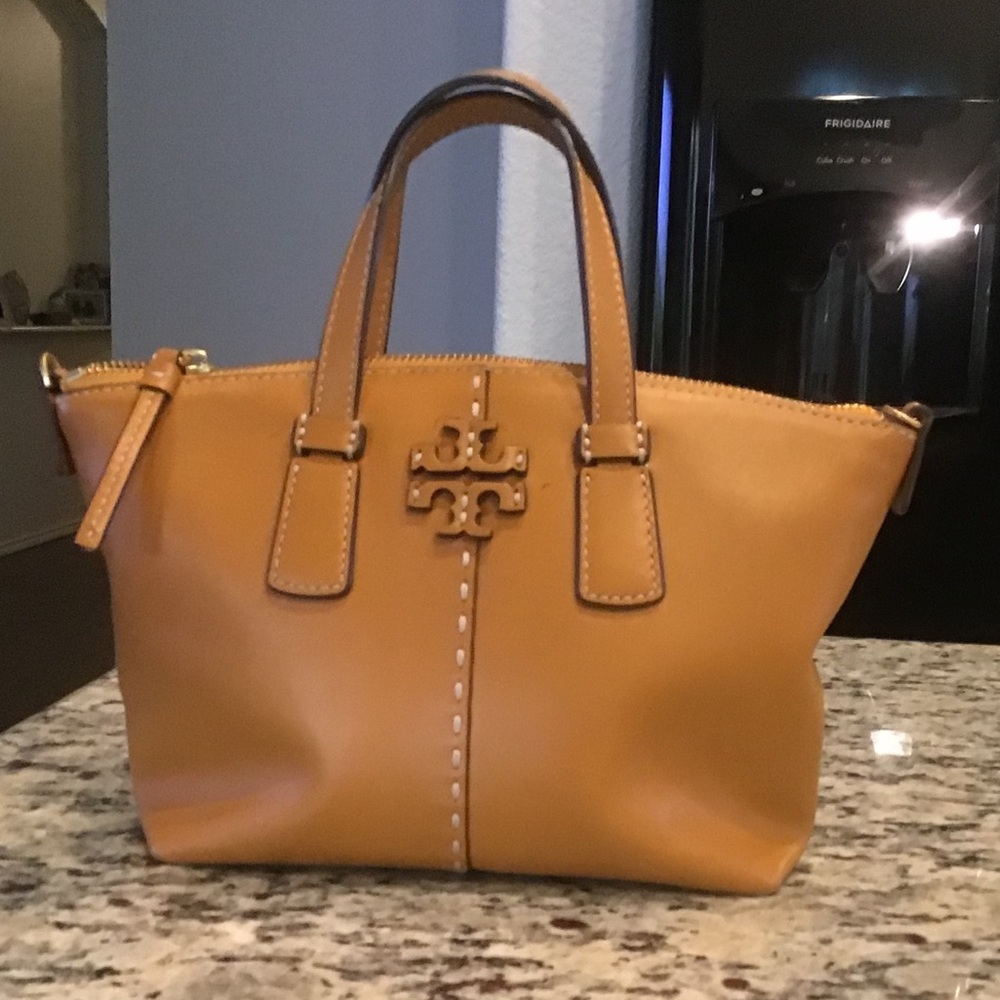 Tory Burch McGraw Smooth Mini